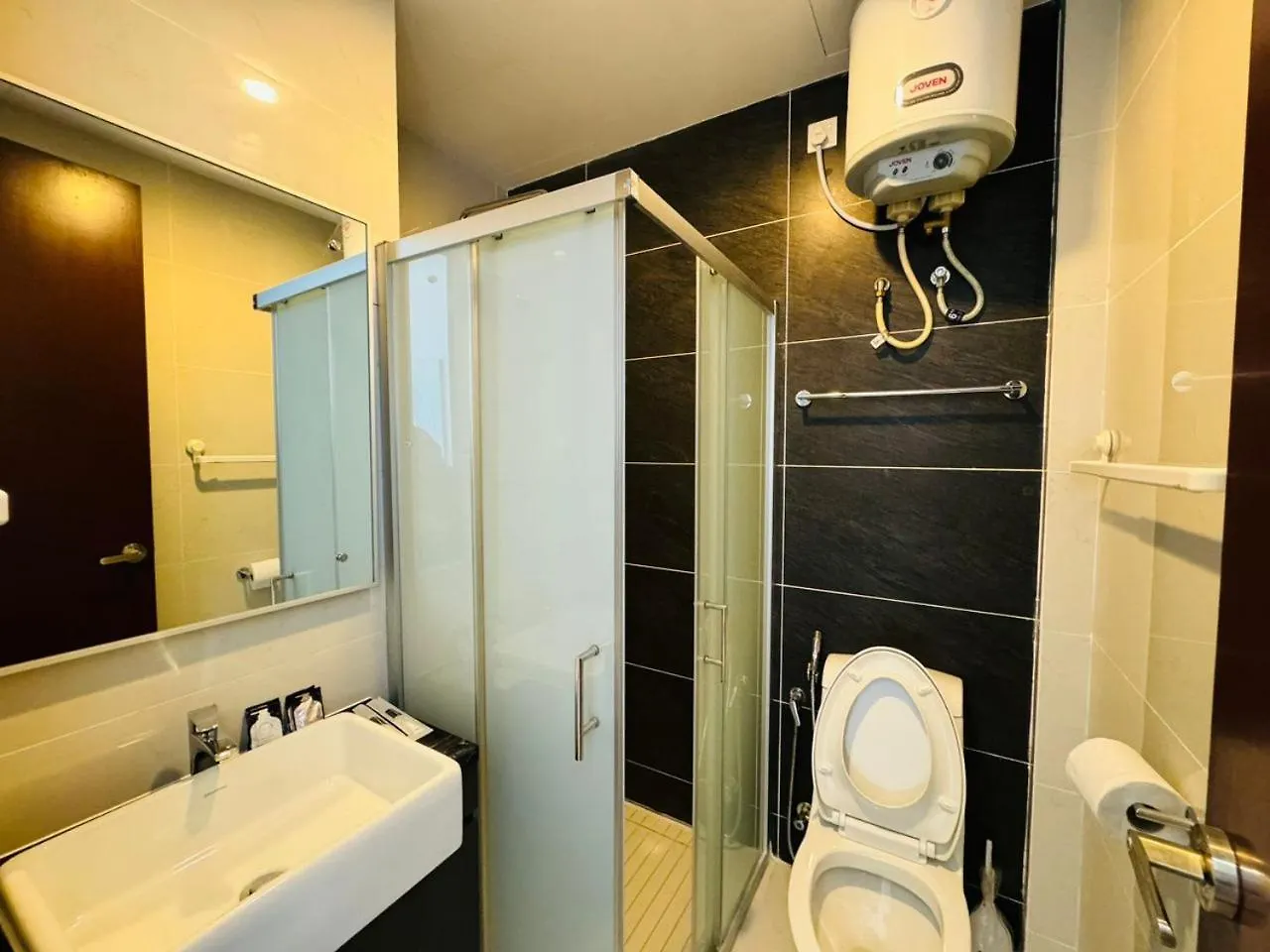Country Garden Jb J Agape Homestay 2503A-8A Johor Bahru Malaysia